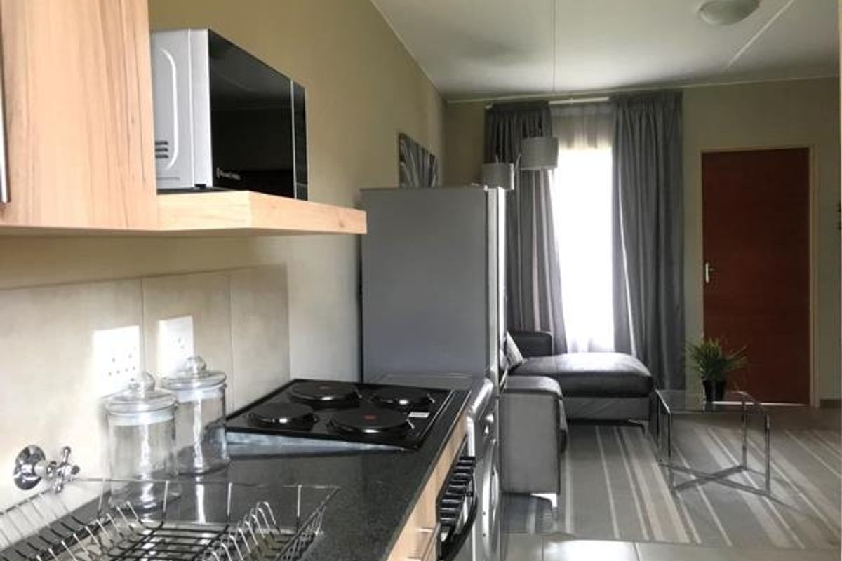 2 Bedroom Apartment For Sale in Mahube Valley, Mamelodi East - Photo 4