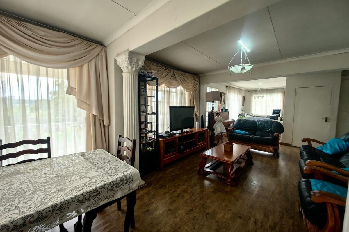 Bargain - One Investment - Three Properties | Triple the Potential, Triple the Return - Photo 5