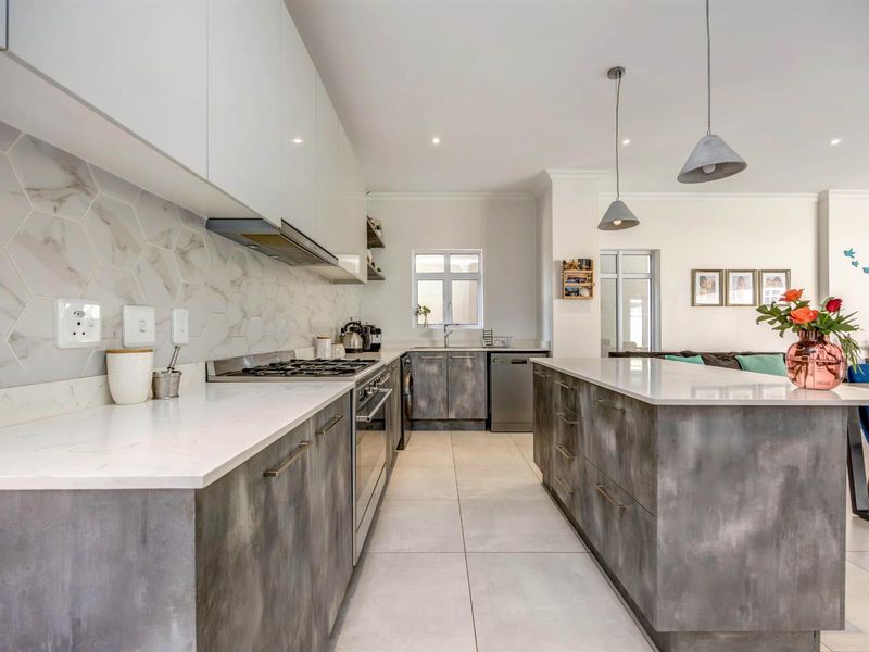 16 Kingfisher Close - Photo 8