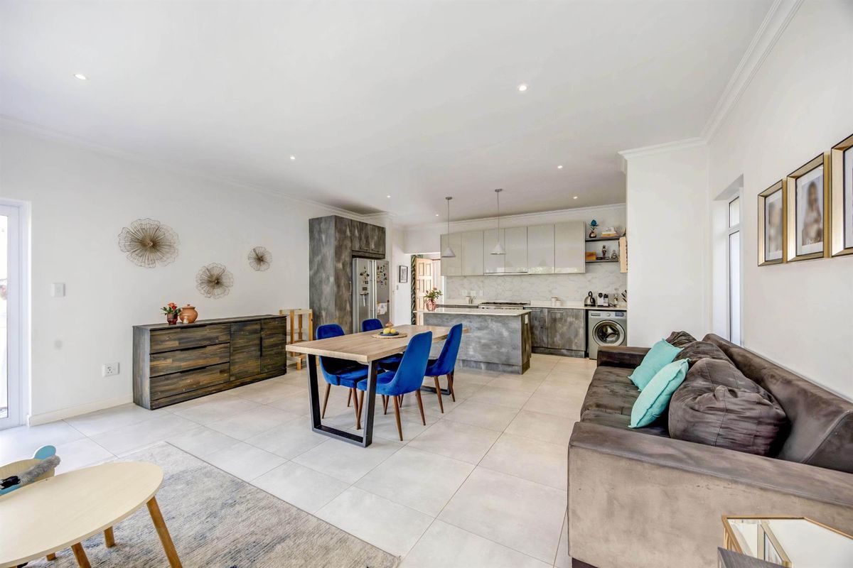 16 Kingfisher Close - Photo 5