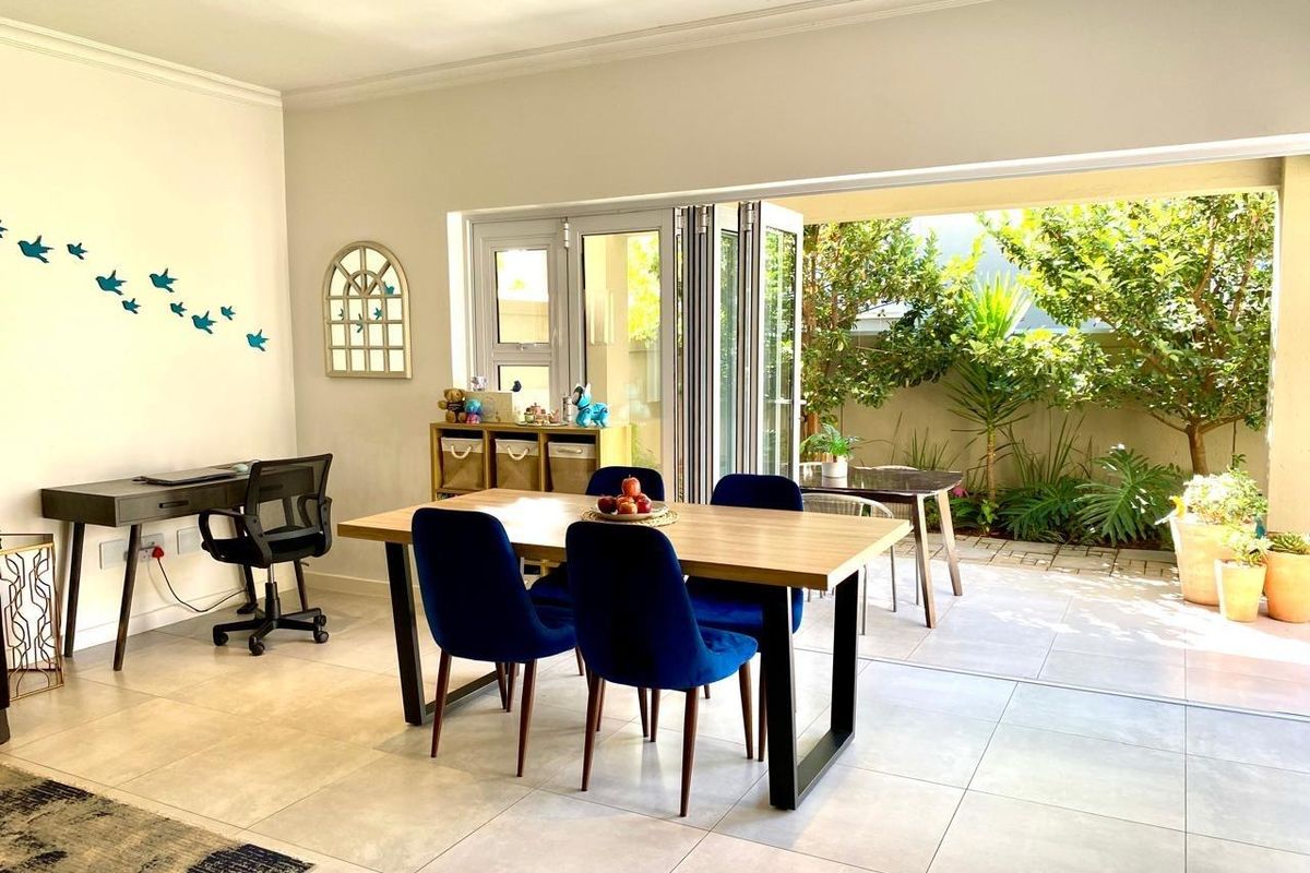 16 Kingfisher Close - Photo 5