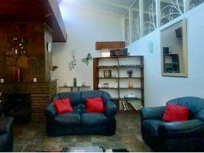 PRIME INVESTMENT OPPORTUNITY - SPACE, POTENTIAL AND  LOCATION IN HADISON PARK - Photo 4