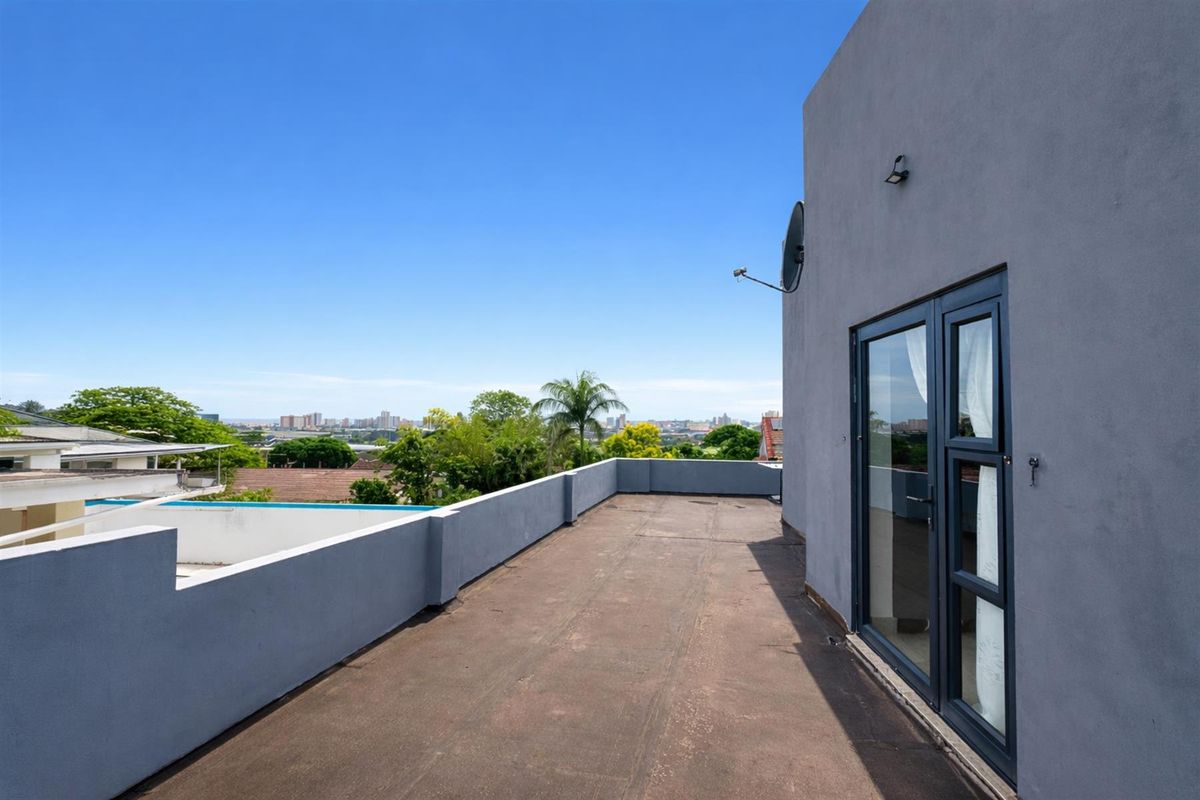 Apartment To Rent in Essenwood, Durban, KwaZulu Natal - Photo 3