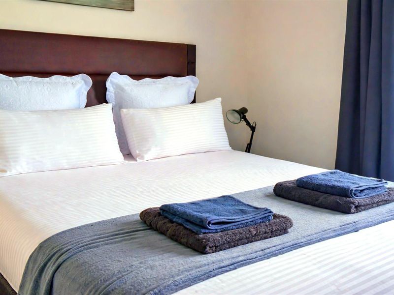 Apartment To Rent in Essenwood, Durban, KwaZulu Natal - Photo 8