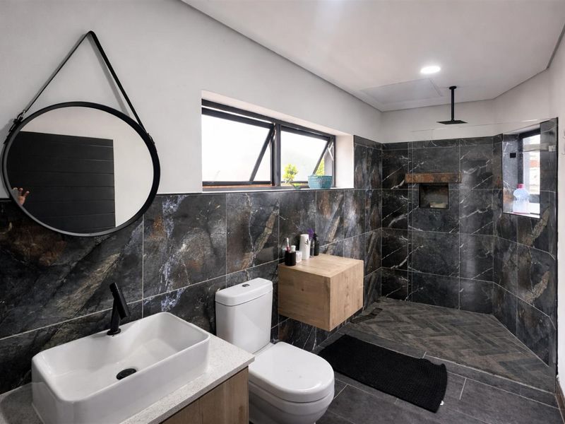 Apartment To Rent in Essenwood, Durban, KwaZulu Natal - Photo 7