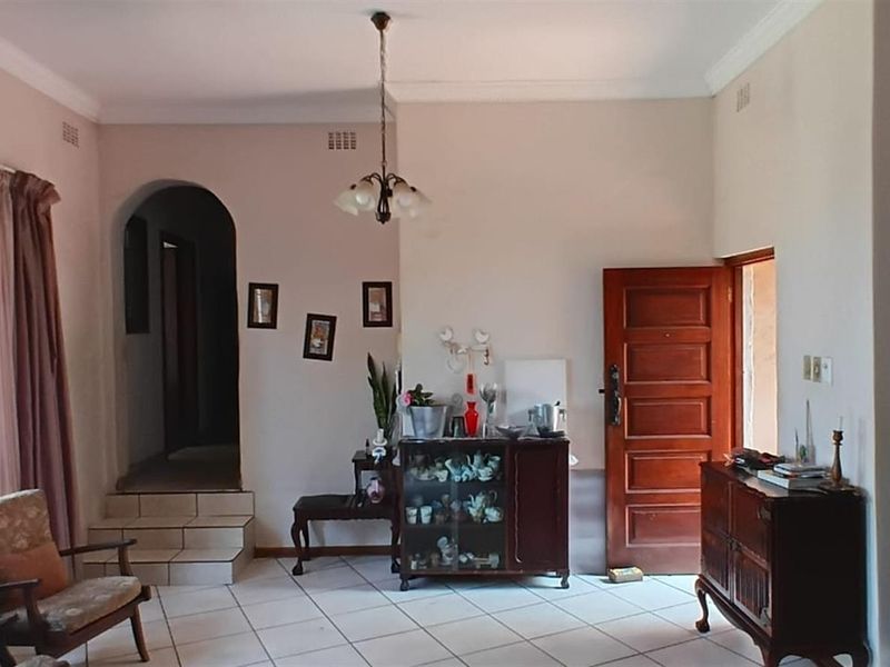 House with Granny flat For Sale in Empangeni Central, Empangeni, KwaZulu Natal - Photo 6