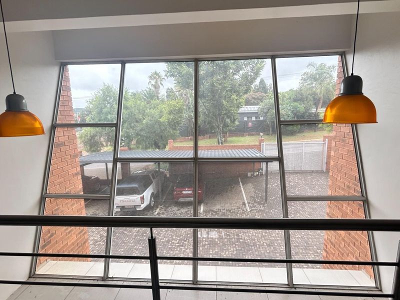 Versatile Commercial Offices | Prime Monument Park Position | Flexible Multi-Tenant or Single-User - Photo 9