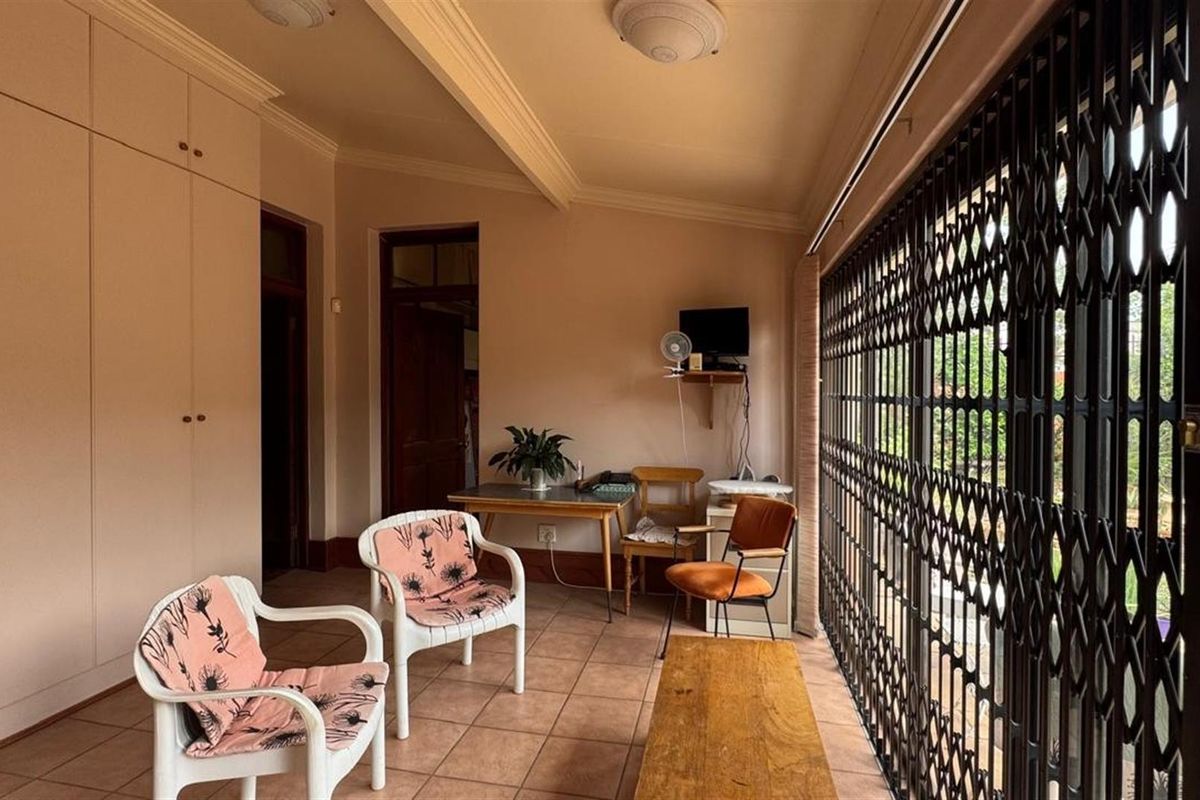 Timeless Elegance Meet Effortless Living  Herlear( Near SPU ) - Photo 3