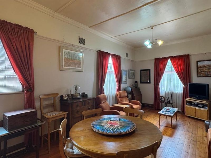 Timeless Elegance Meet Effortless Living  Herlear( Near SPU ) - Photo 2