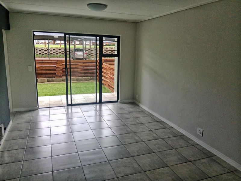 Discover modern, secure living in the heart of Greenkloof Eco Estate, Mooikloof, Pretoria East - Photo 6