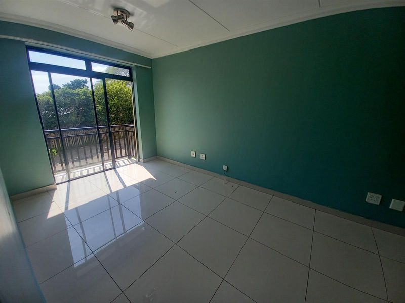 Modern Affordable and Convenient Umhlanga Ridge apartment - Photo 8