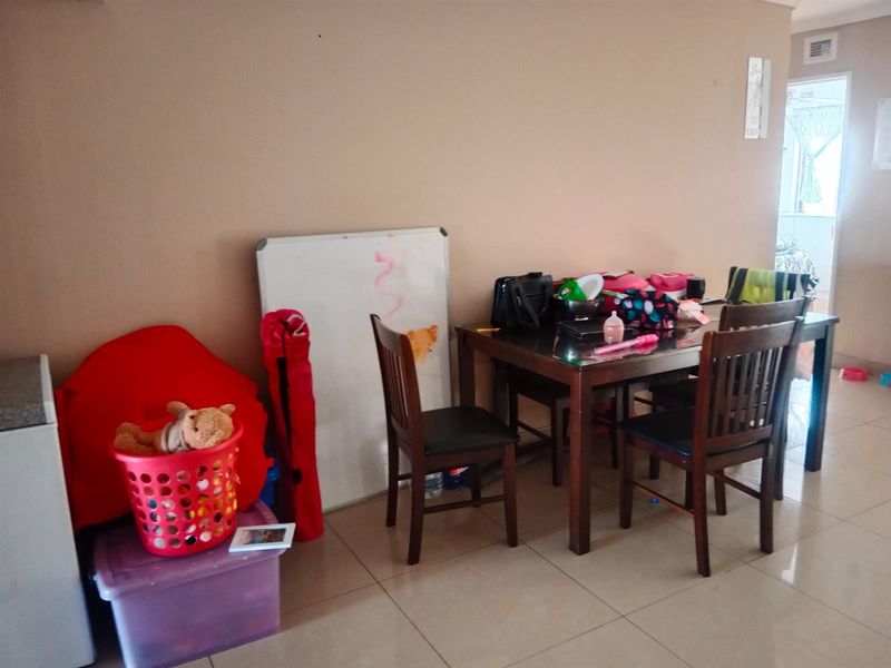 3-Bedroom Townhouse For Sale - Photo 5