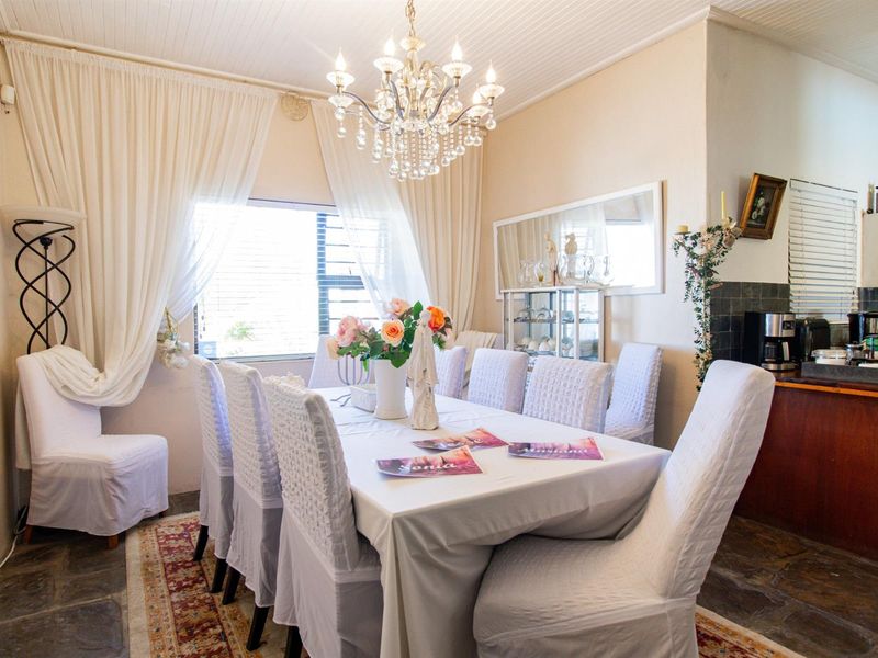 Income-Generating Coastal Retreat - Established Airbnb in Langebaan - Photo 7