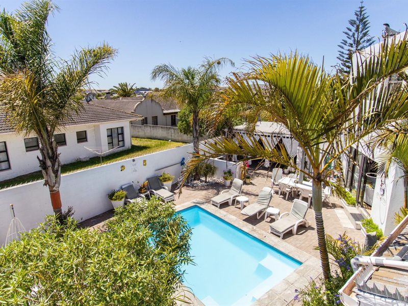Income-Generating Coastal Retreat - Established Airbnb in Langebaan - Photo 1