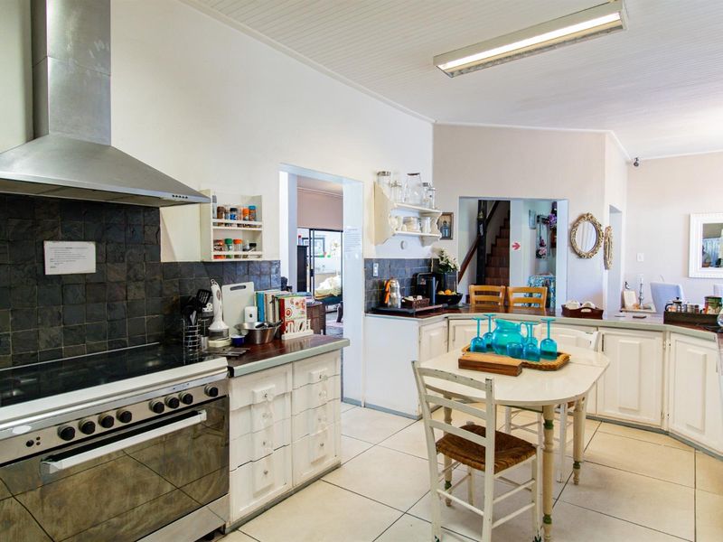 Income-Generating Coastal Retreat - Established Airbnb in Langebaan - Photo 9
