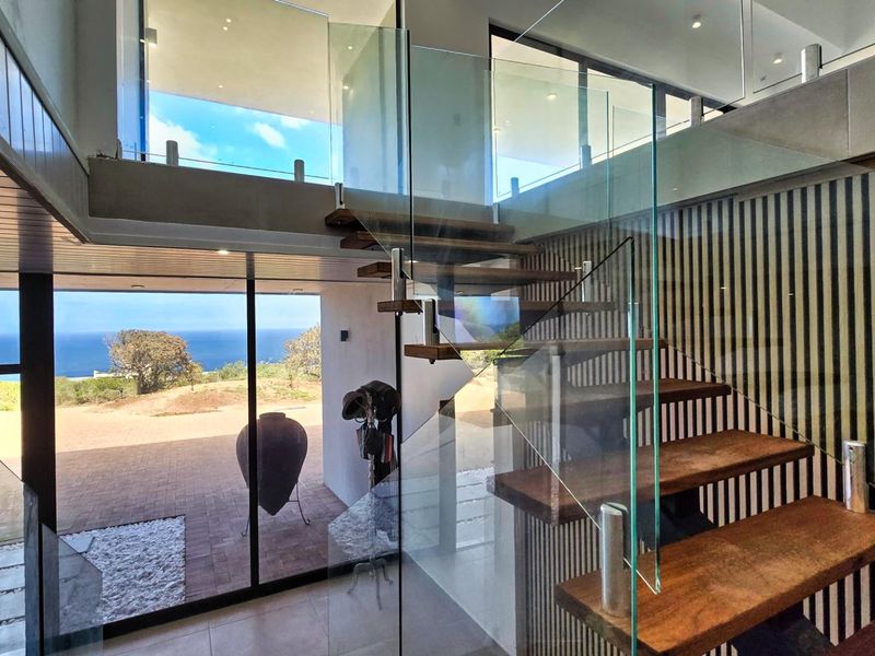 Coastal Grandeur Meets Untamed Nature: A Moquini Masterpiece - Photo 7