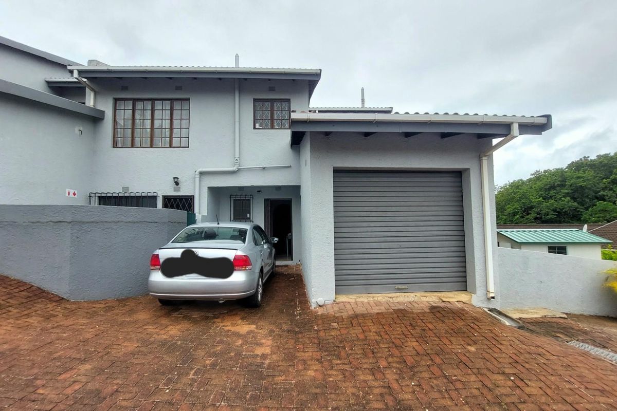 Duplex Apartment For Sale in Uvongo, KwaZulu Natal - Photo 2