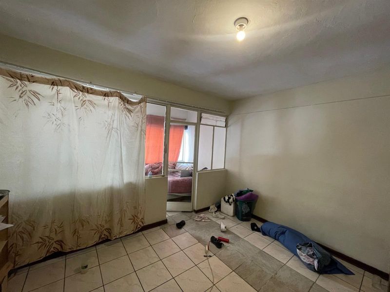 Investment Apartment for Sale in Pretoria Central - Photo 6