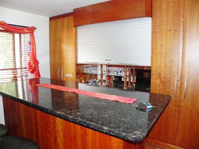 4 Bedroom Cluster on Auction - Photo 5