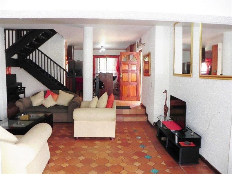 4 Bedroom Cluster on Auction - Photo 3