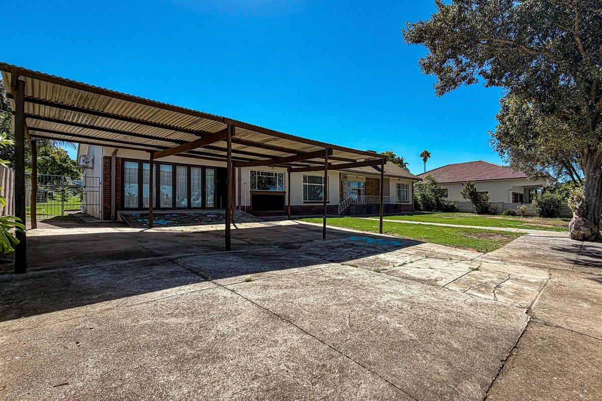 3 Bedroom House with Two 1 Bedroom Flatlets | Listed by Danté Koen, eXp Realty - Photo 2