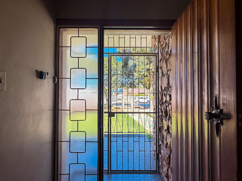 3 Bedroom House with Two 1 Bedroom Flatlets | Listed by Danté Koen, eXp Realty - Photo 6