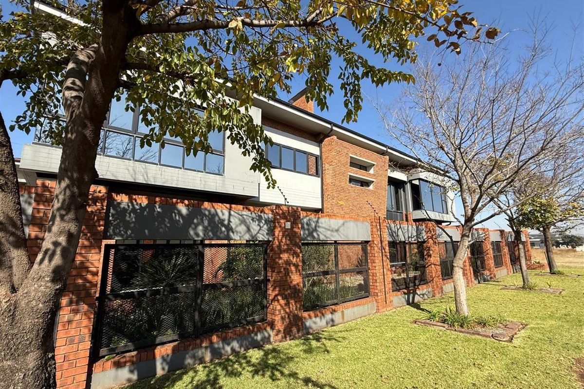 Commercial Property For Sale in Aerorand, Middelburg - Photo 4