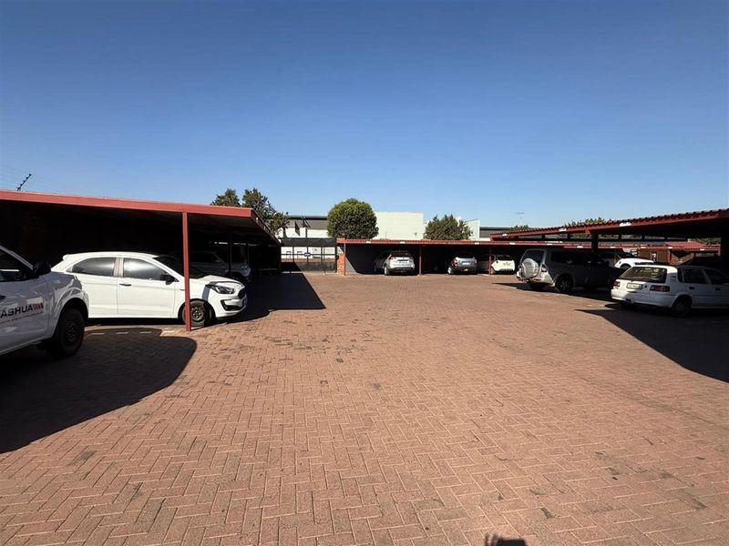 Commercial Property For Sale in Aerorand, Middelburg - Photo 9