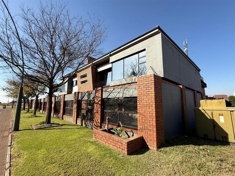 Commercial Property For Sale in Aerorand, Middelburg - Photo 6