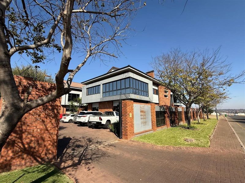 Commercial Property For Sale in Aerorand, Middelburg - Photo 5
