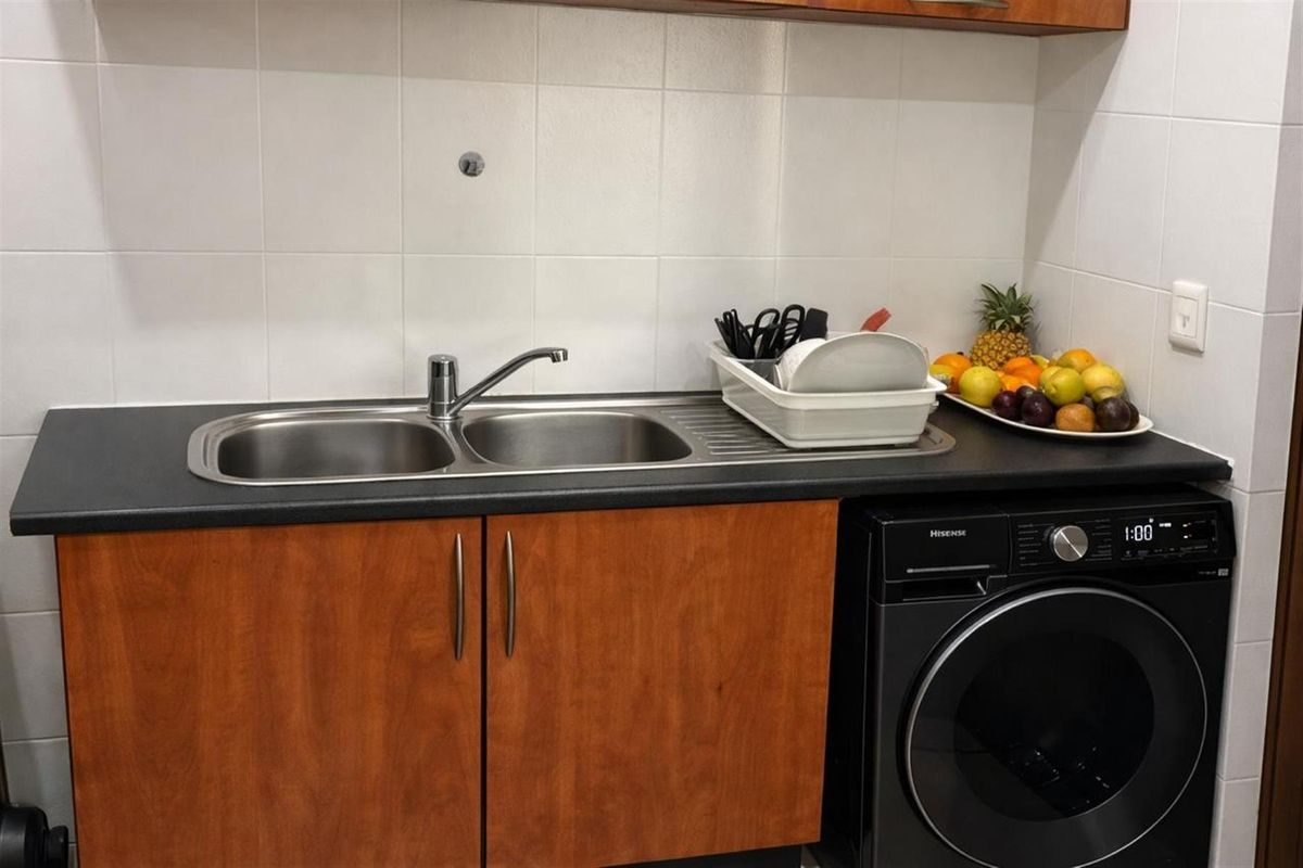 2-Bedroom 2 Bathroom 2 Car Garage Townhouse in a Well-Maintained Estate - Photo 4