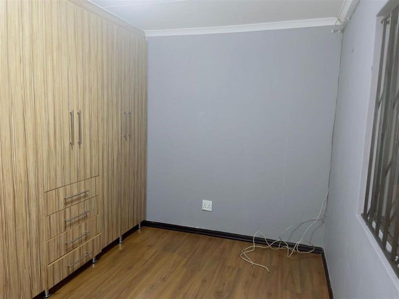 House To Rent in Protea Glen, Soweto - Photo 9