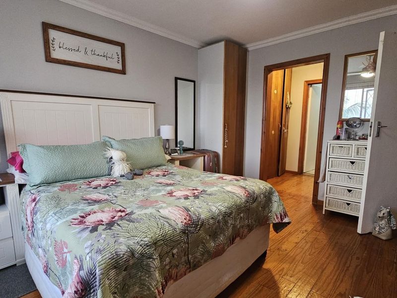 Townhouse For Sale in Manaba Beach, Margate, KwaZulu Natal - Photo 8