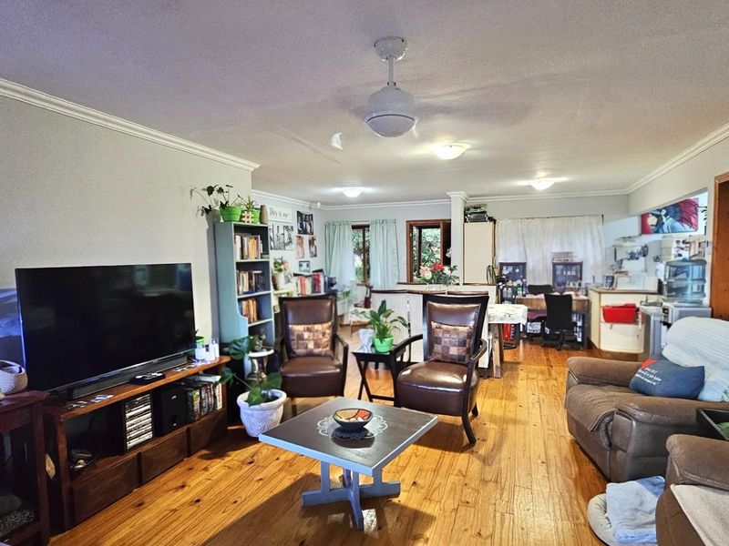 Townhouse For Sale in Manaba Beach, Margate, KwaZulu Natal - Photo 5