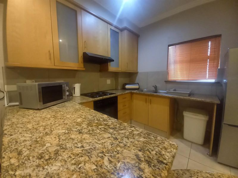 Modern Secure and Peaceful Umhlanga Ridge Apartment - Photo 5