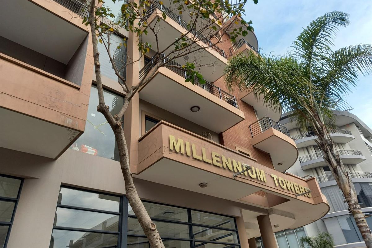 Modern Secure and Peaceful Umhlanga Ridge Apartment - Photo 2