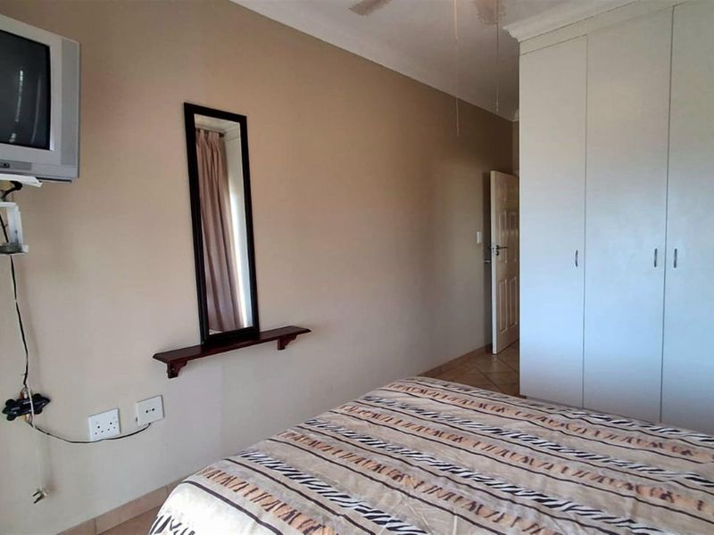 Ground Floor Apartment For Sale in Margate, KwaZulu Natal - Photo 10