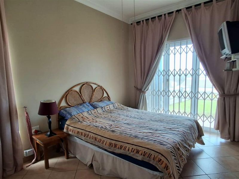 Ground Floor Apartment For Sale in Margate, KwaZulu Natal - Photo 9