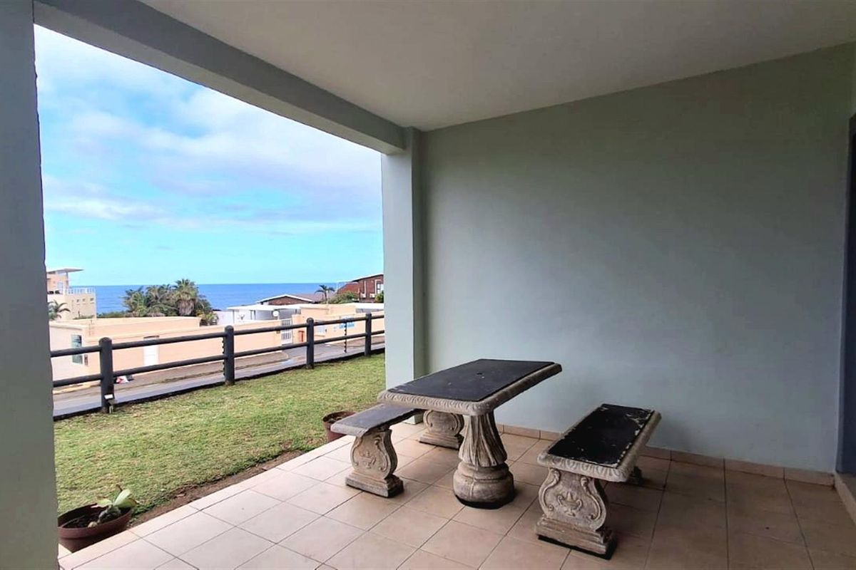 Ground Floor Apartment For Sale in Margate, KwaZulu Natal - Photo 5