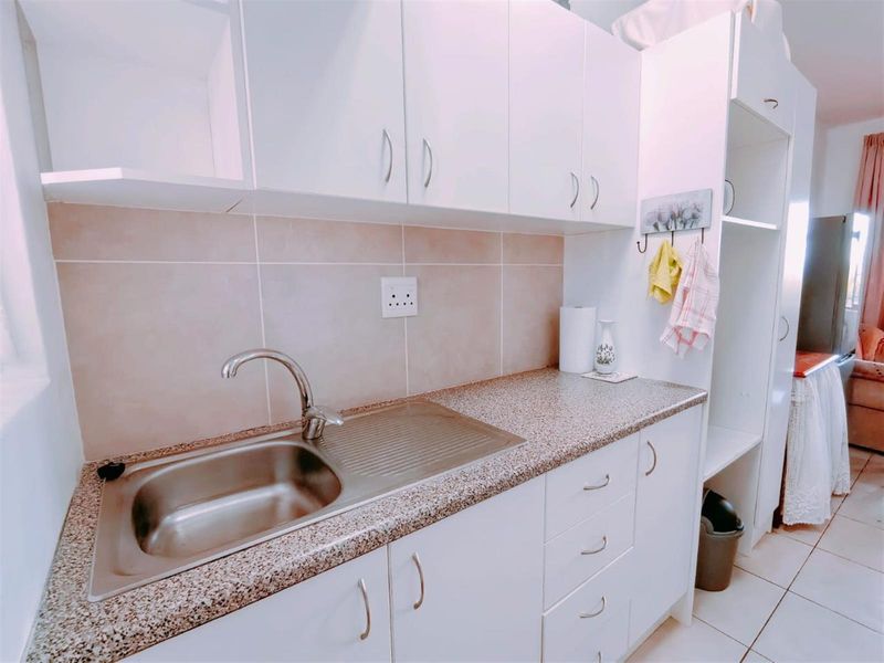 Country Retirement Village - Photo 4