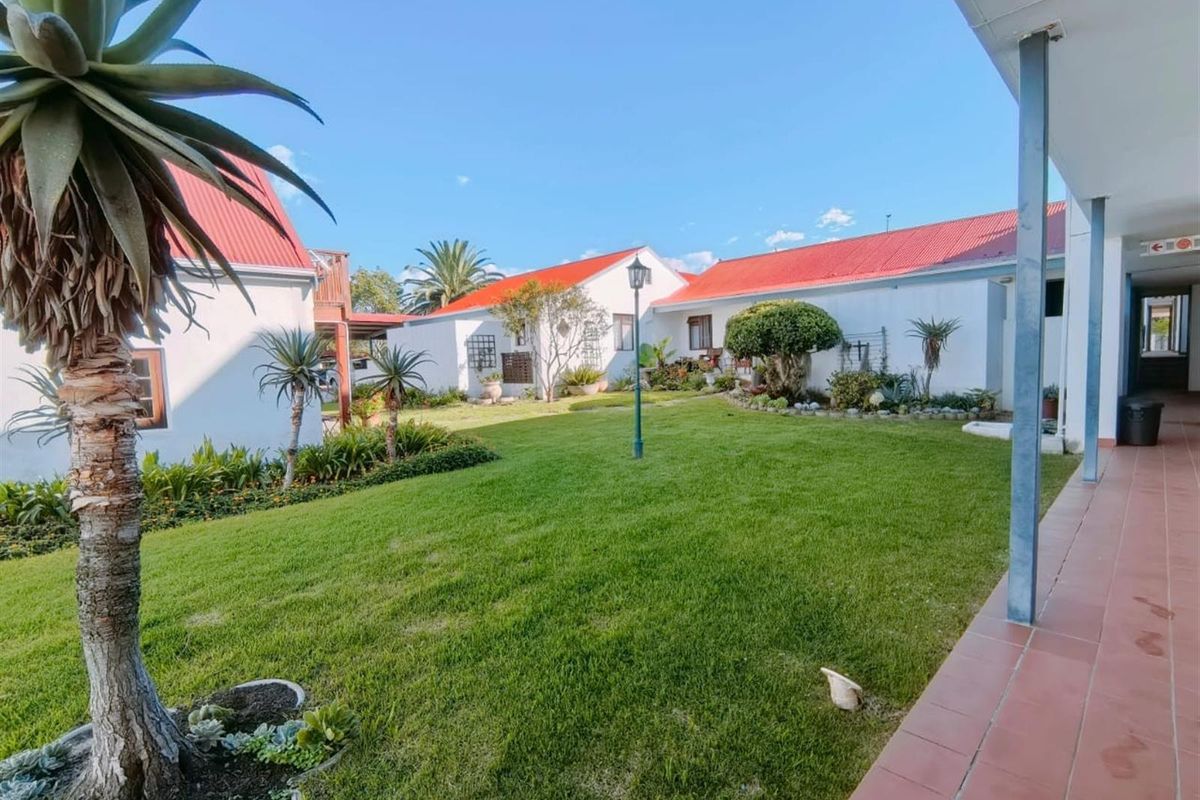 Country Retirement Village - Photo 3