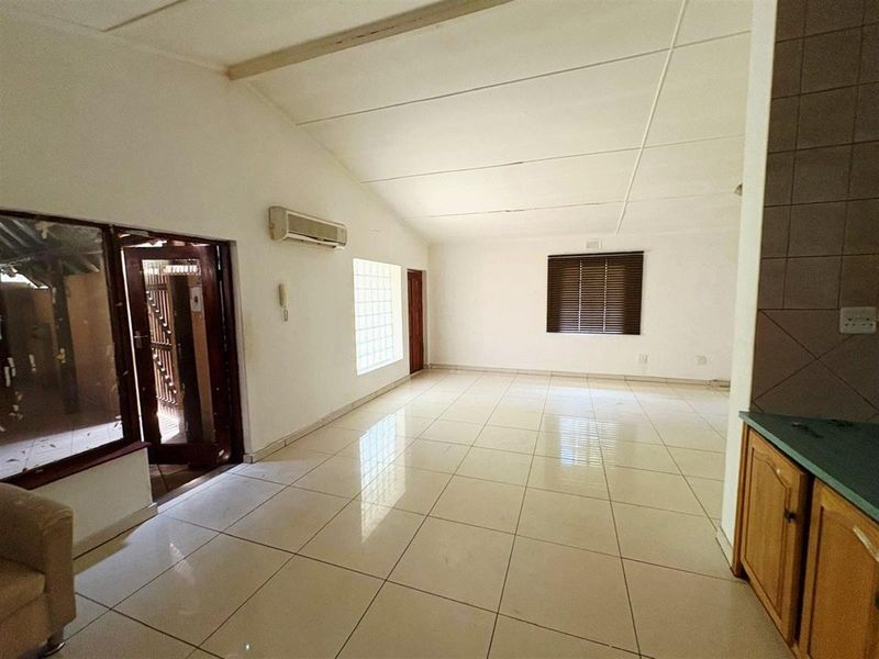 House For Sale in Aviary Hill, Newcastle, KwaZulu Natal - Photo 9