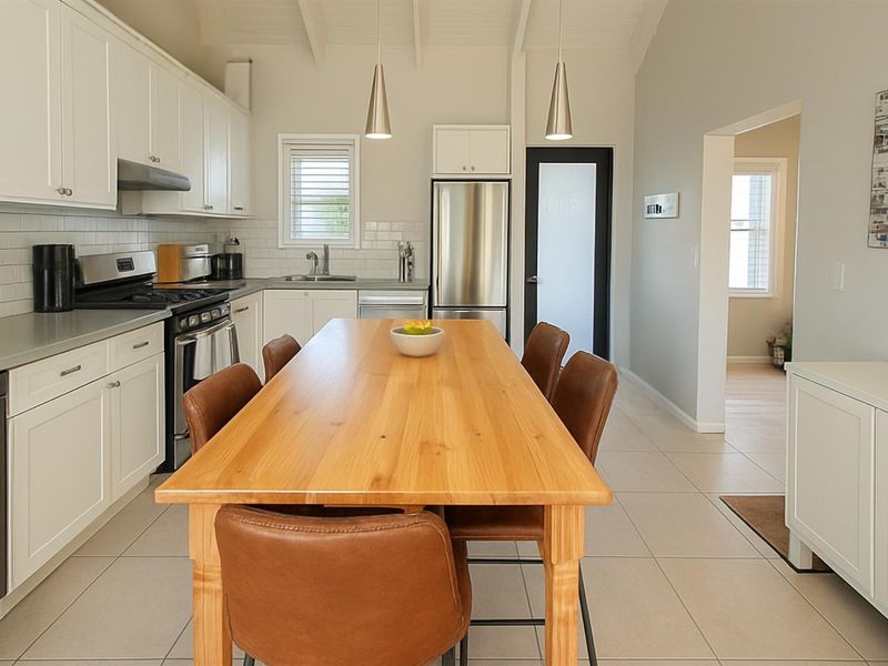 Top Floor Living Apartment For Sale in Sitari Country Estate, Somerset West - Photo 5