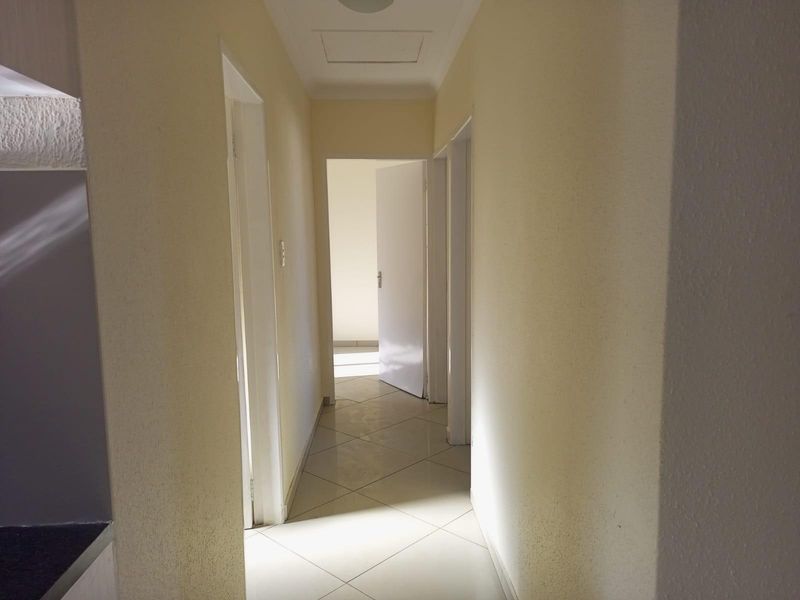 Townhouse For Sale in Chiawelo, Soweto - Photo 9