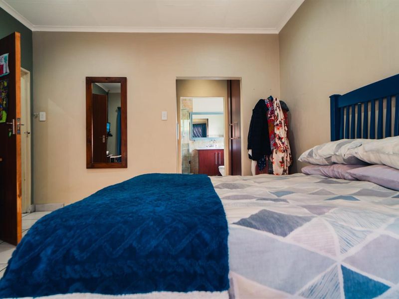 Modern Family Living in Sought-After Aqua Park, Tzaneen - Photo 6