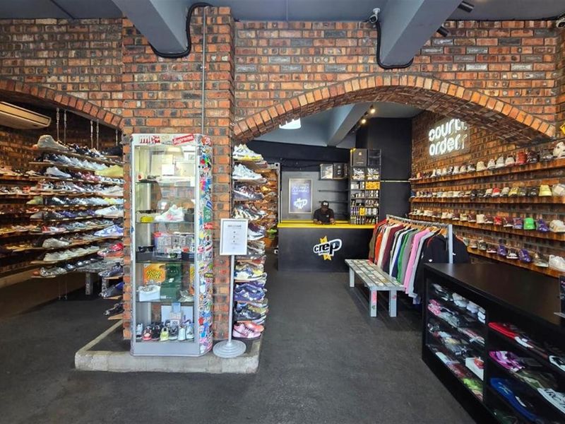 Retail Space To Rent in Gardens, Cape Town - Photo 10