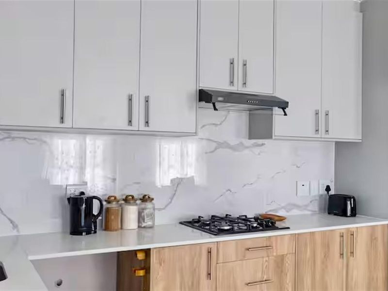 Apartment To Rent in Sandown, Blouberg - Photo 8