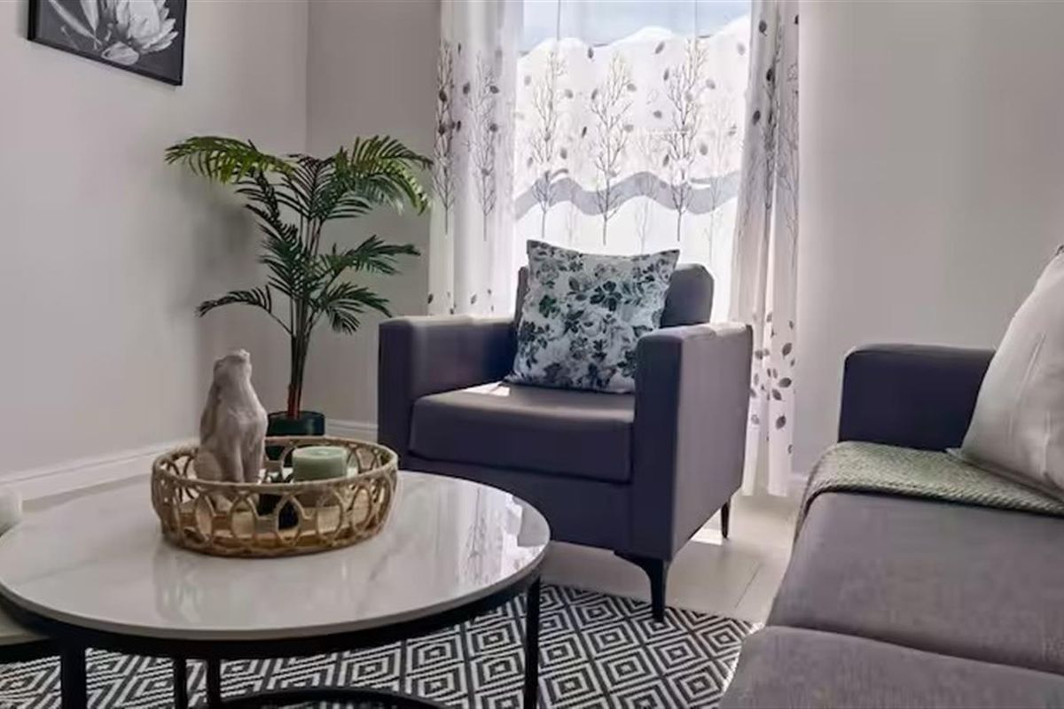 Apartment To Rent in Sandown, Blouberg - Photo 5