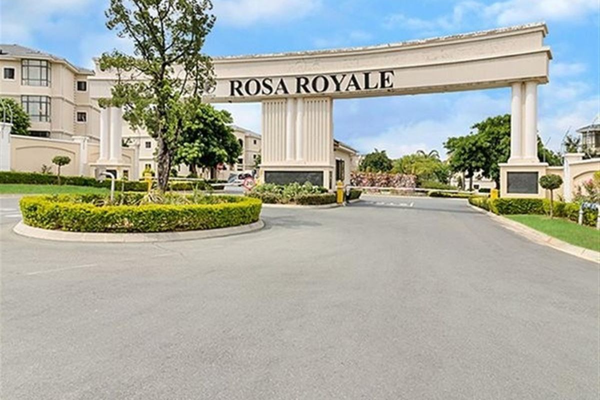 2 Bedroom,1 Bath apartment for rent in Summerset - Photo 2