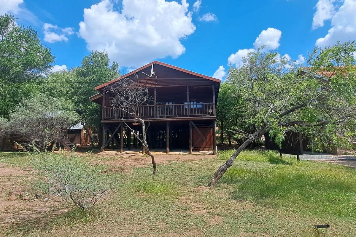 COME LIVE YOUR DREAM HERE WITH A GREENBELT VIEW! - Photo 3